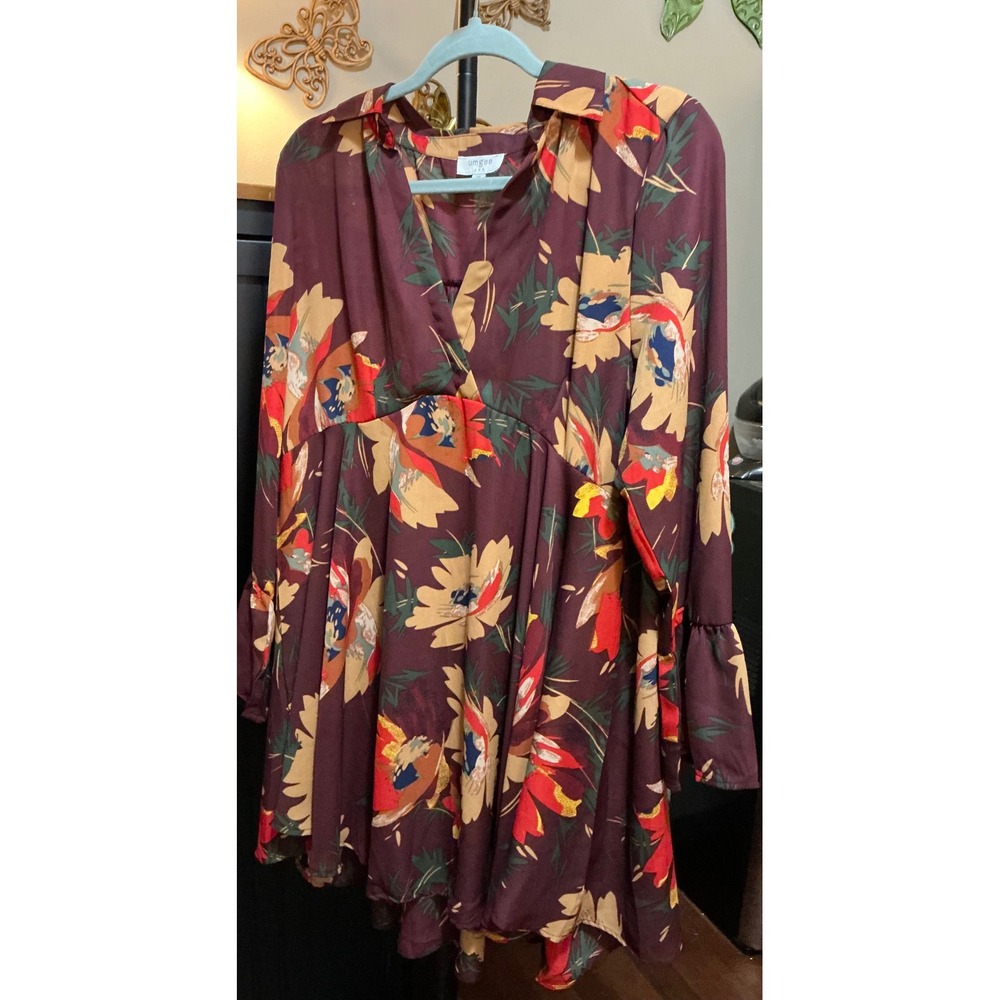 Umgee Burgundy Floral Babydoll Dress Long Sleeve Ruffle Cuff V-Neck Medium